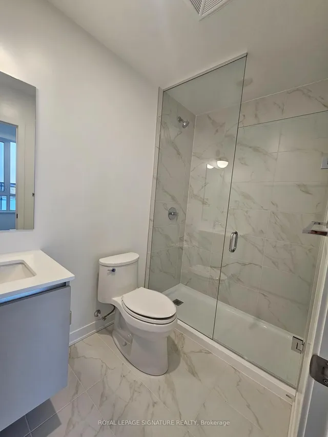 Additional image 10 of 405 Dundas St Unit 239