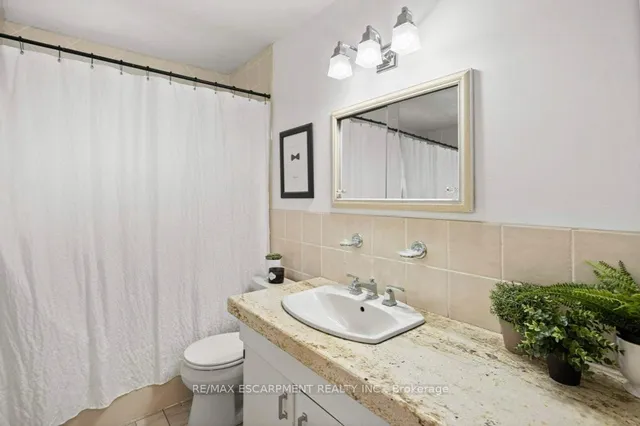 Additional image 17 of 630 Westview Ave