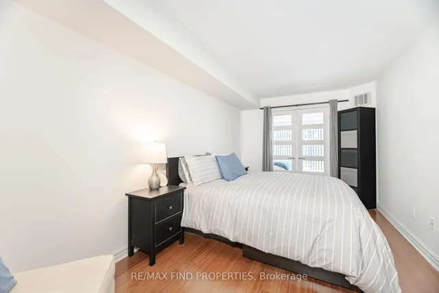 Additional image 26 of 33 University Ave Unit 704