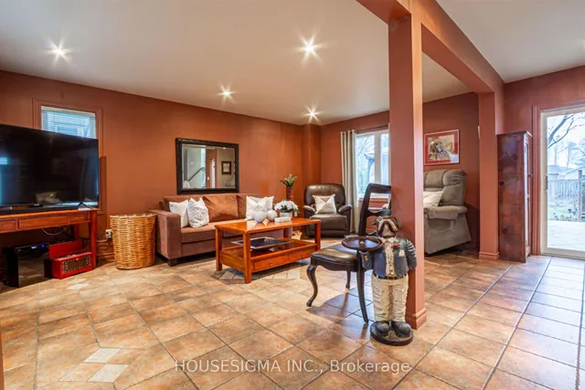 Additional image 2 of 899 Hazel St