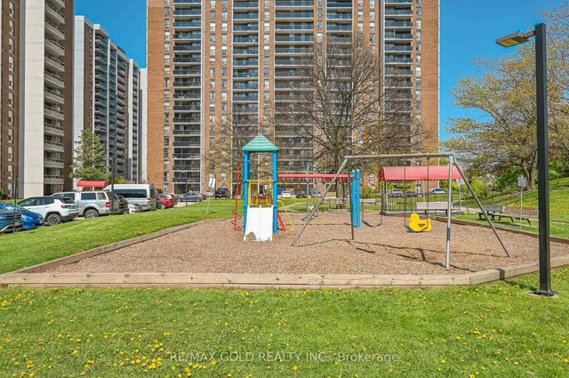 Additional image 32 of 4 Kings Cross Rd Unit 1807