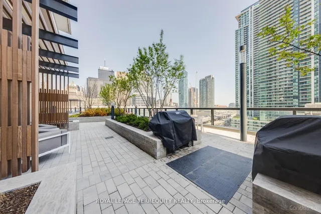 Additional image 38 of 88 Harbour St Unit 3006