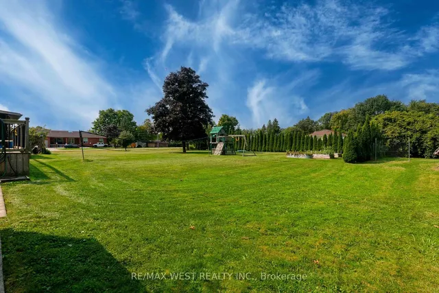 Additional image 36 of 45 Marysfield Dr