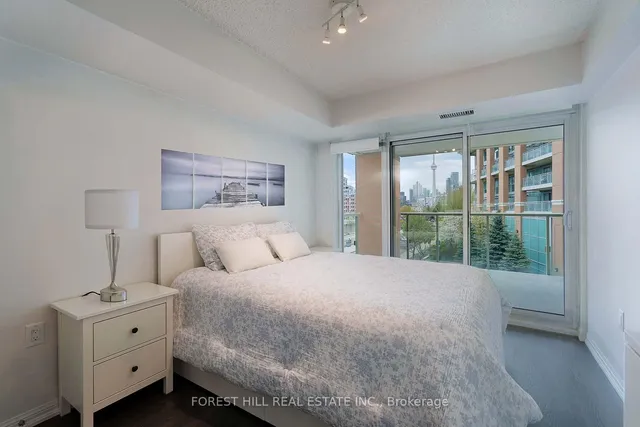 Additional image 4 of 125 Western Battery Rd Unit 303