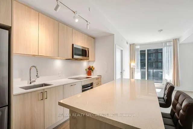 Additional image 30 of 1926 Lakeshore Blvd Unit 3711