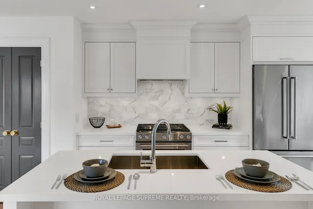 Additional image 20 of 1 Martin Cres