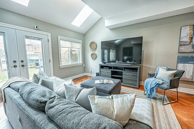 Additional image 13 of 116 Lake Shore Dr