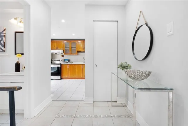 Additional image 7 of 2 Liszt Gate Unit 11