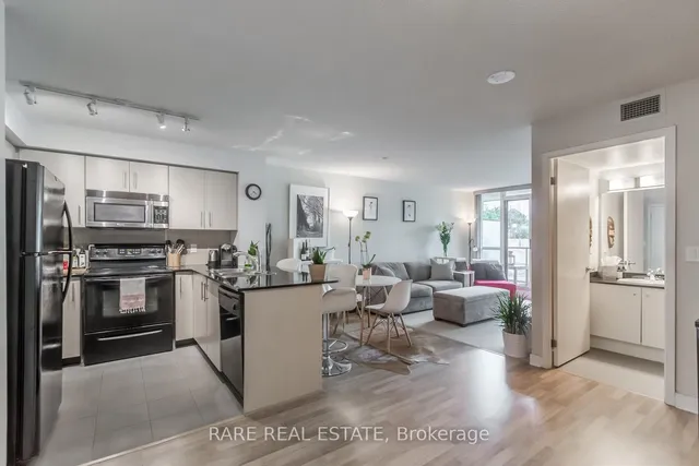 Additional image 6 of 12 Yonge St Unit 501