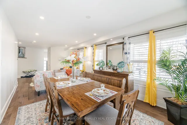 Additional image 12 of 2 Bramoak Cres