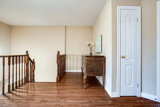 Additional image 20 of 92 Newcombe Rd