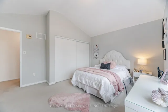 Additional image 33 of 67 Sundridge St
