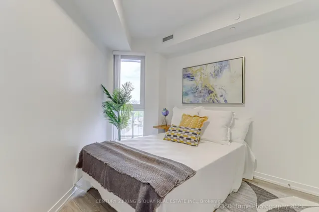 Additional image 18 of 2020 Bathurst St Unit 601