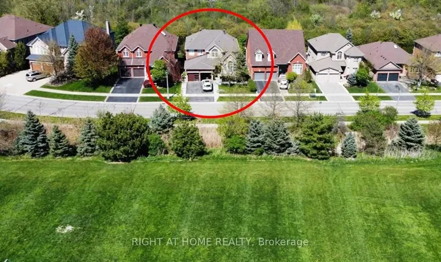 Additional image 49 of 1504 Pinery Cres