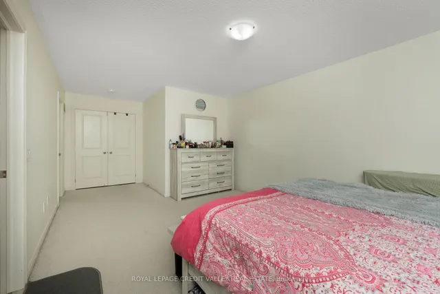 Additional image 33 of 83 Padbury Tr