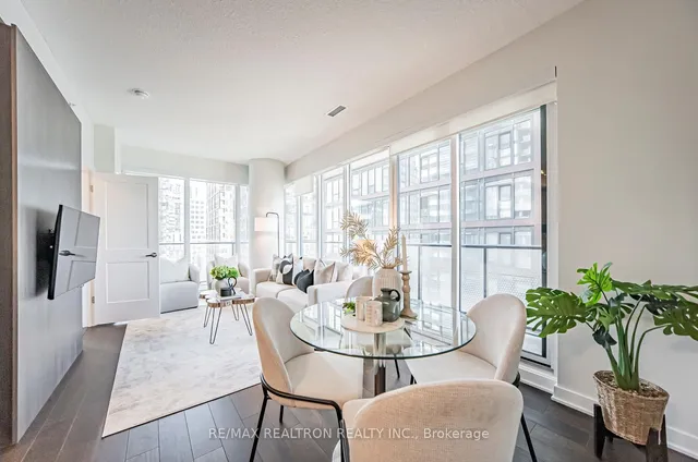 Additional image 34 of 115 Blue Jays Way Unit 2702