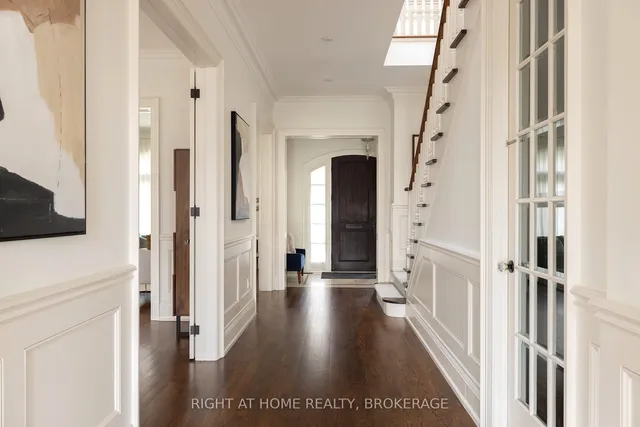 Additional image 15 of 179 Yonge Blvd