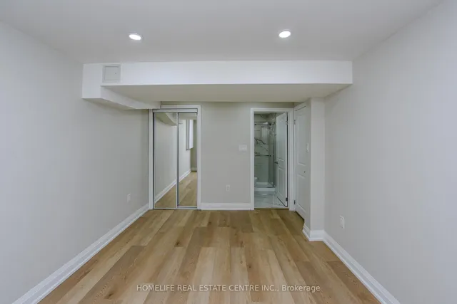 Additional image 43 of 48 Dafoe Cres