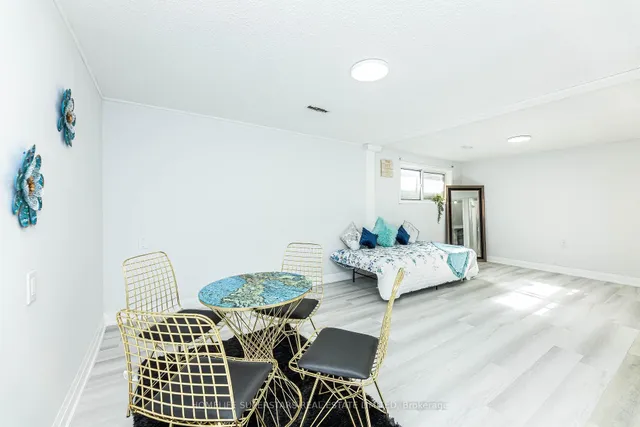 Additional image 37 of 13 Thistle Down Blvd