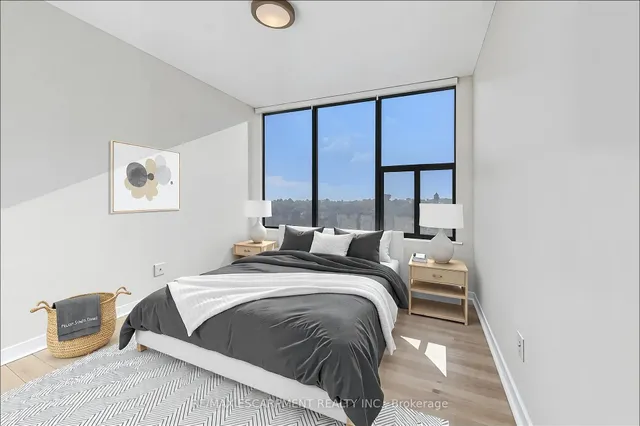 Additional image 8 of 75 Queen St Unit 1702