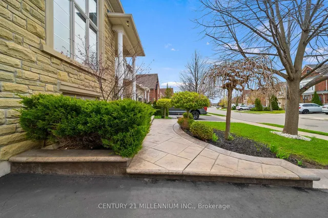 Additional image 3 of 31 Saint Hubert Dr