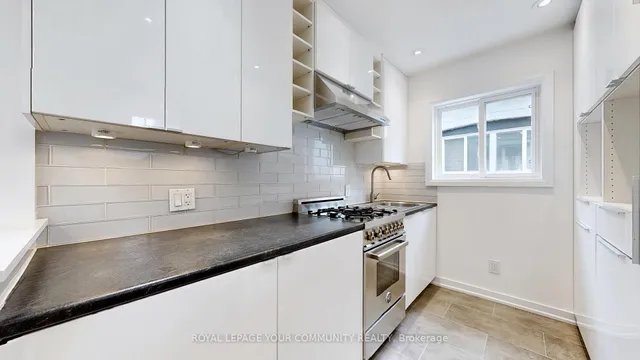 Additional image 13 of 31 Hamstead Ave