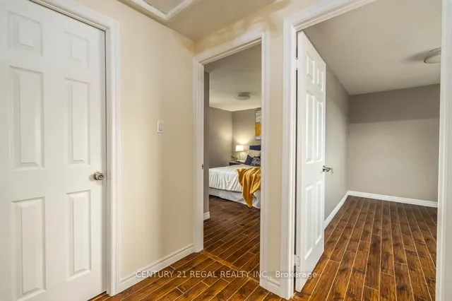 Additional image 20 of 30 Hercules Crt