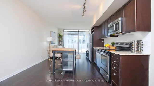 Additional image 21 of 105 The Queensway Ave Unit 415