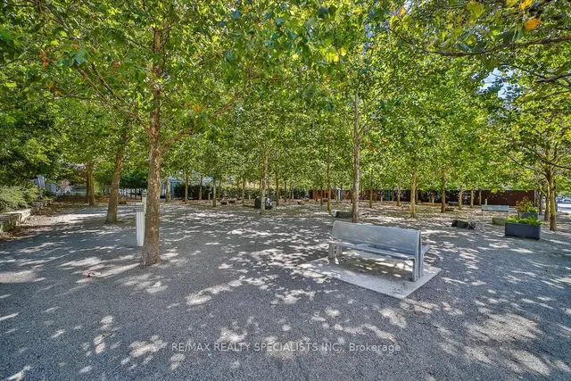 Additional image 49 of 159 WELLESLEY St Unit 404