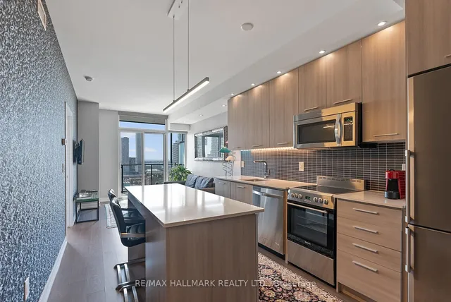 Additional image 8 of 105 George St Unit 1707