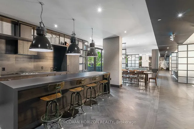 Additional image 35 of 505 Richmond St Unit 419