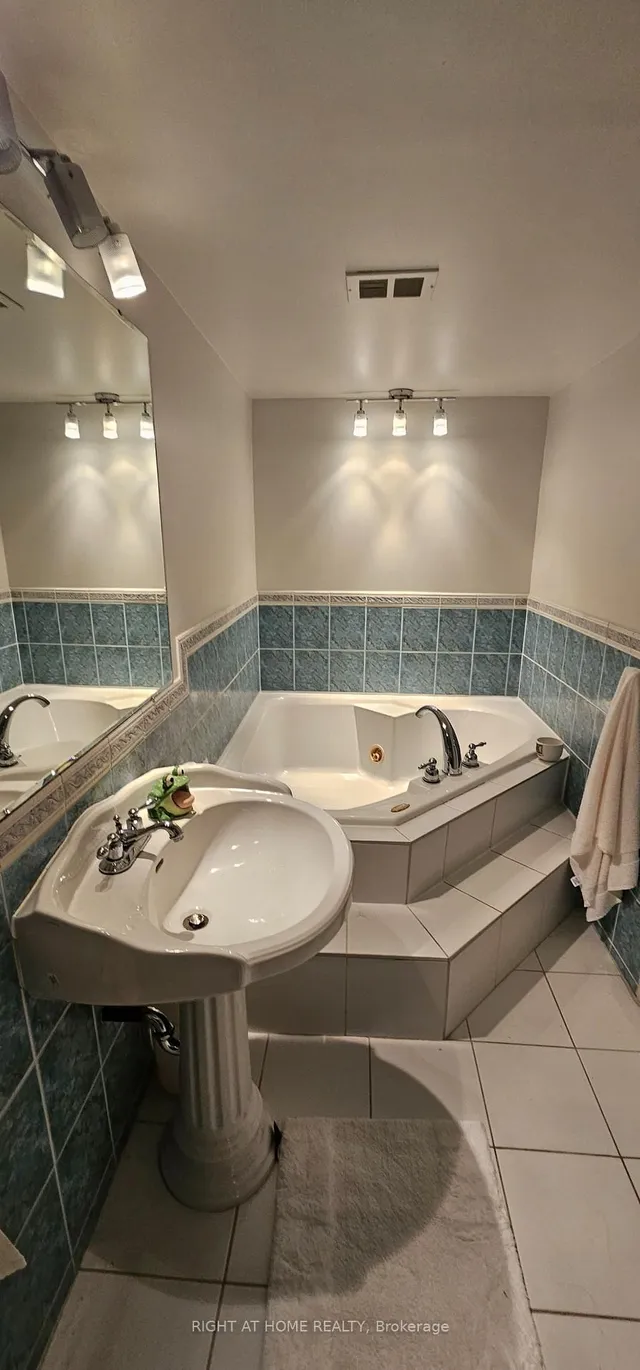 Additional image 15 of 75 Graydon Hall Dr Unit 2308