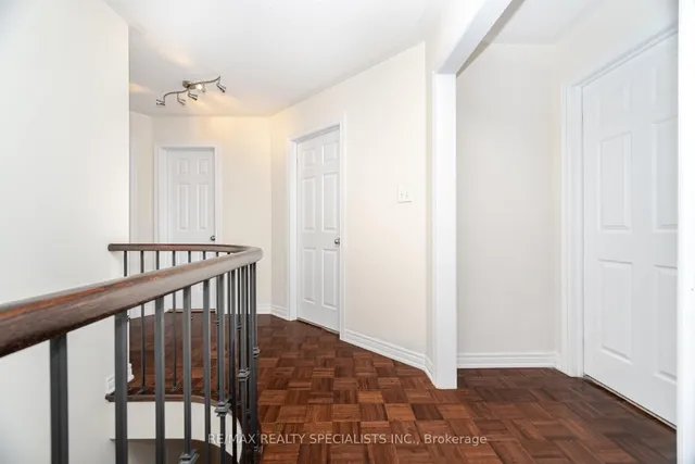 Additional image 20 of 383 Queen Mary Dr