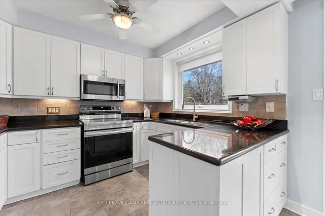 Additional image 35 of 982 Streamway Cres