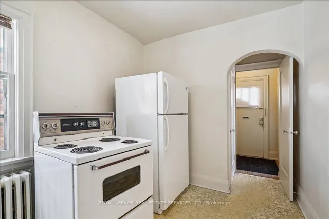 Additional image 16 of 26 Elma St