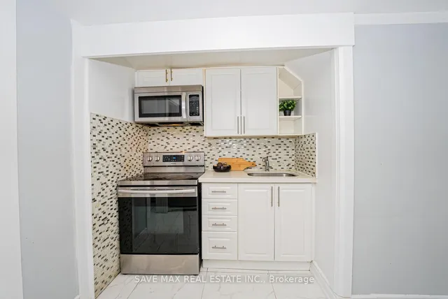 Additional image 33 of 282 Fleetwood Cres