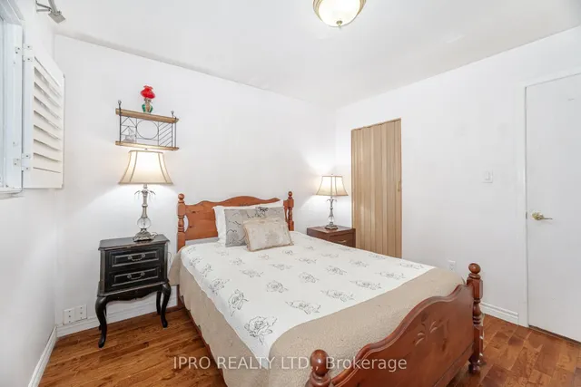 Additional image 22 of 542 Lana Terr