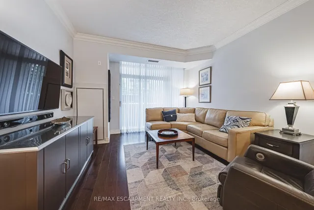 Additional image 16 of 125 Wilson St Unit 107