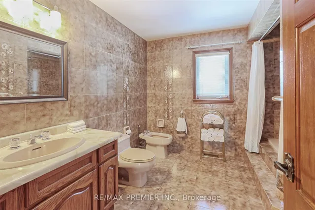 Additional image 21 of 27 Fenton Way