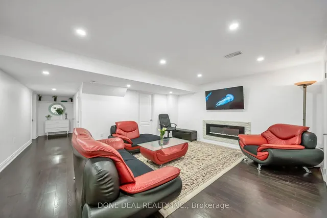 Additional image 39 of 10 Lola Cres