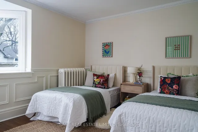 Additional image 22 of 57 Castle Frank Rd