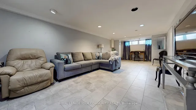 Additional image 40 of 50 Athabaska Ave