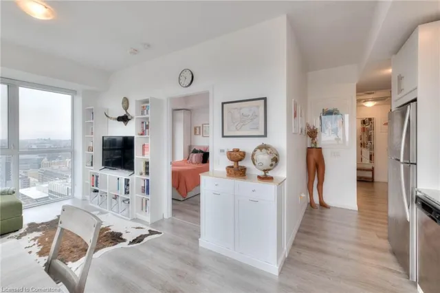 Additional image 15 of 60 Charles St Unit 2608