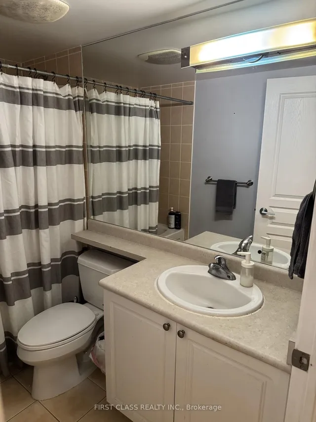 Additional image 8 of 18 Yonge St Unit 2204