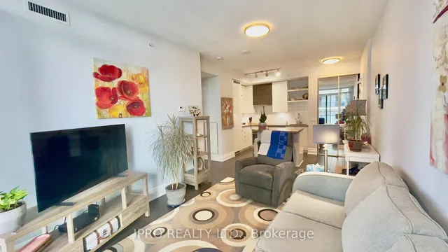 Additional image 6 of 60 Annie Craig Dr Unit 716