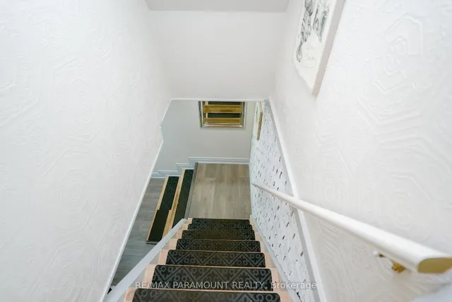 Additional image 33 of 10 Burnham Cres