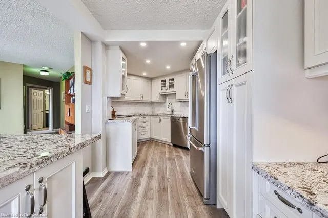 Additional image 17 of 7 Concorde Pl Unit 1005