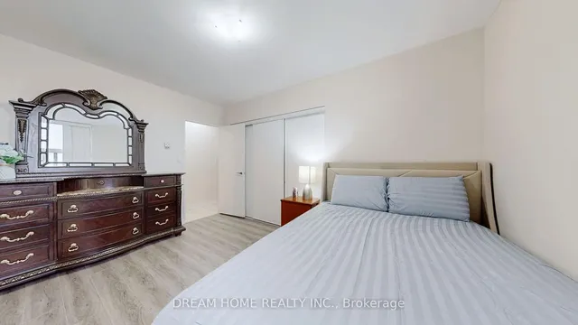 Additional image 23 of 5 Massey Sq Unit 1815