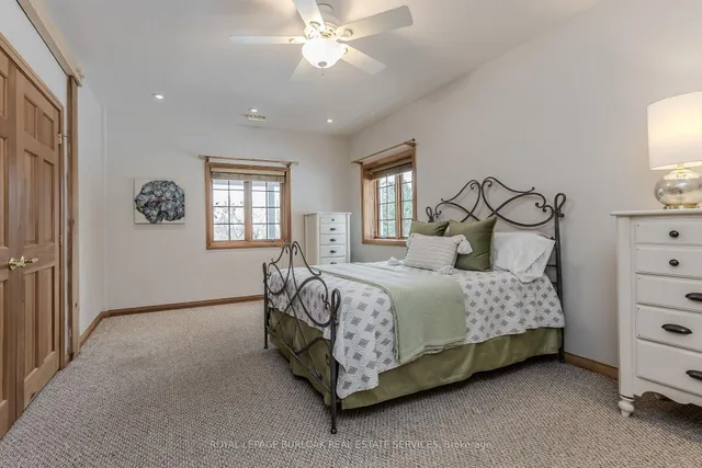 Additional image 36 of 172 Hillcrest Ave