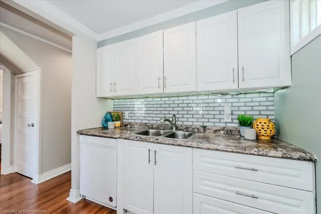 Additional image 16 of 91 Glen Rd